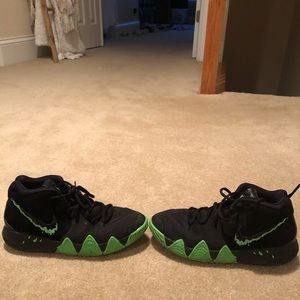 Kyrie four slime size 7